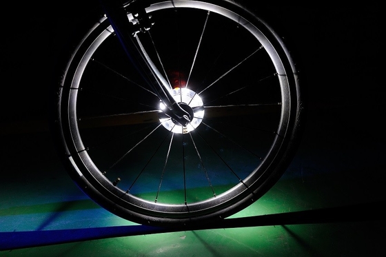 नियॉन फ्लैशिंग एलईडी साइकिल स्पोक लाइट ग्लो 18mm 3D